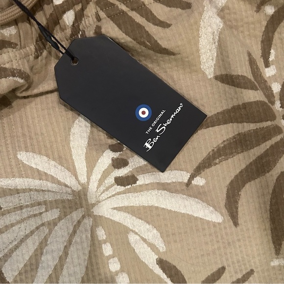 NWT Ben Sherman O Men’s xl Cotton Shorts Tan/White Drawstring Elastic Pockets - Picture 2 of 11